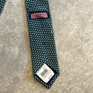 NWT Vineyard Vines Sea Turtle Tie
